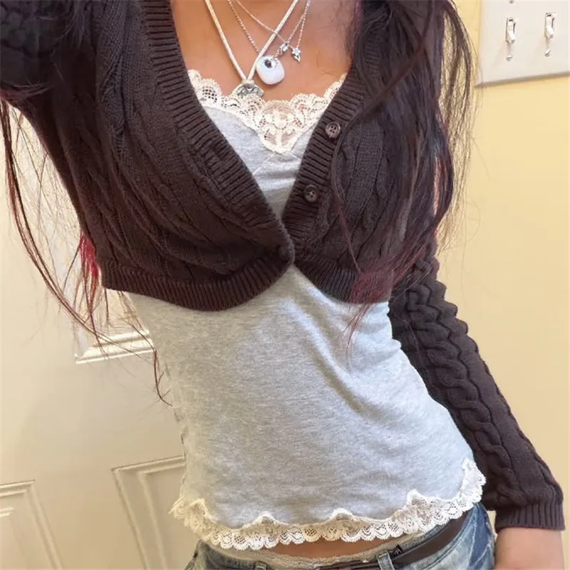 Crop Cardigan Vintage - Damen Strick-Bolero-Cardigan mit V-Ausschnitt, Knöpfen, langen