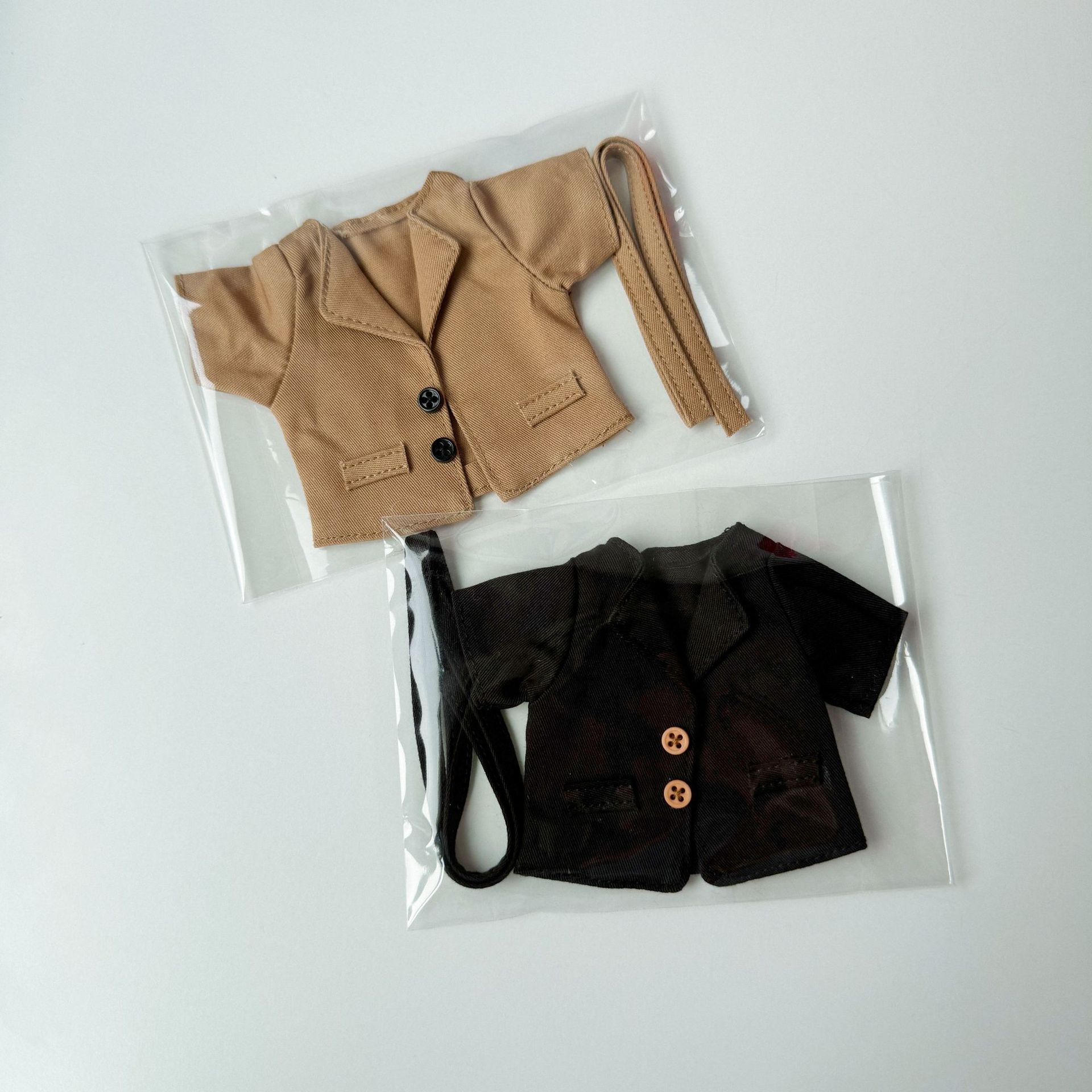 Neue Labubu Vintage Trenchcoat – Vintage Fashion Doll Bewertung und Preis