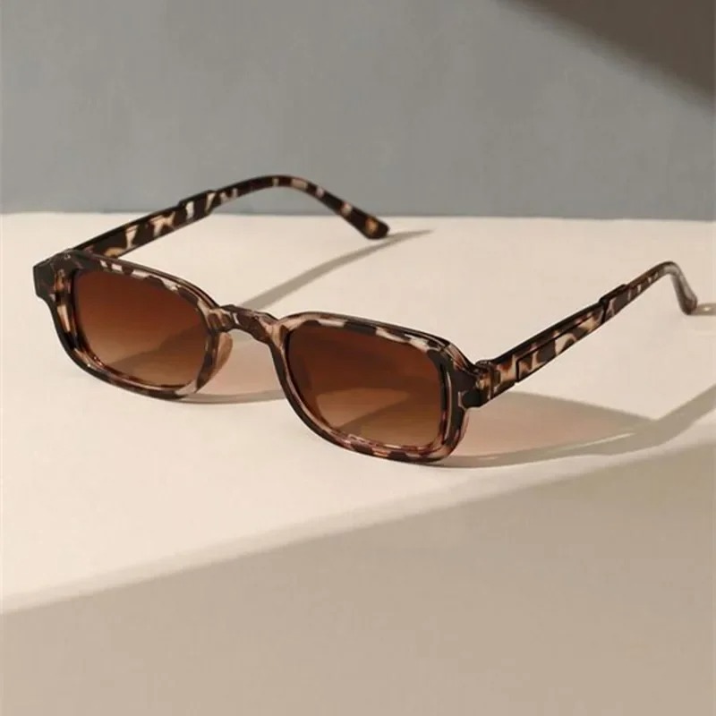 Luxuriöse Rechteckige Sonnenbr – Vintage Fashion Streetwear Bewertung und Preis